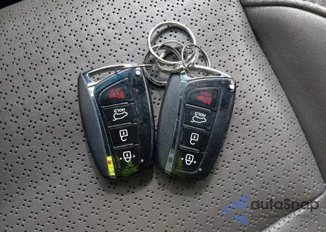 2013 Hyundai Santa Fe Sport 2.0T from USA, damaged, VIN 5XYZUDLA5DG088020